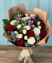 Букет цветов из:  Розы и Альстромерии в Микуни