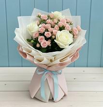 Букет цветов из:  Розы в Микуни