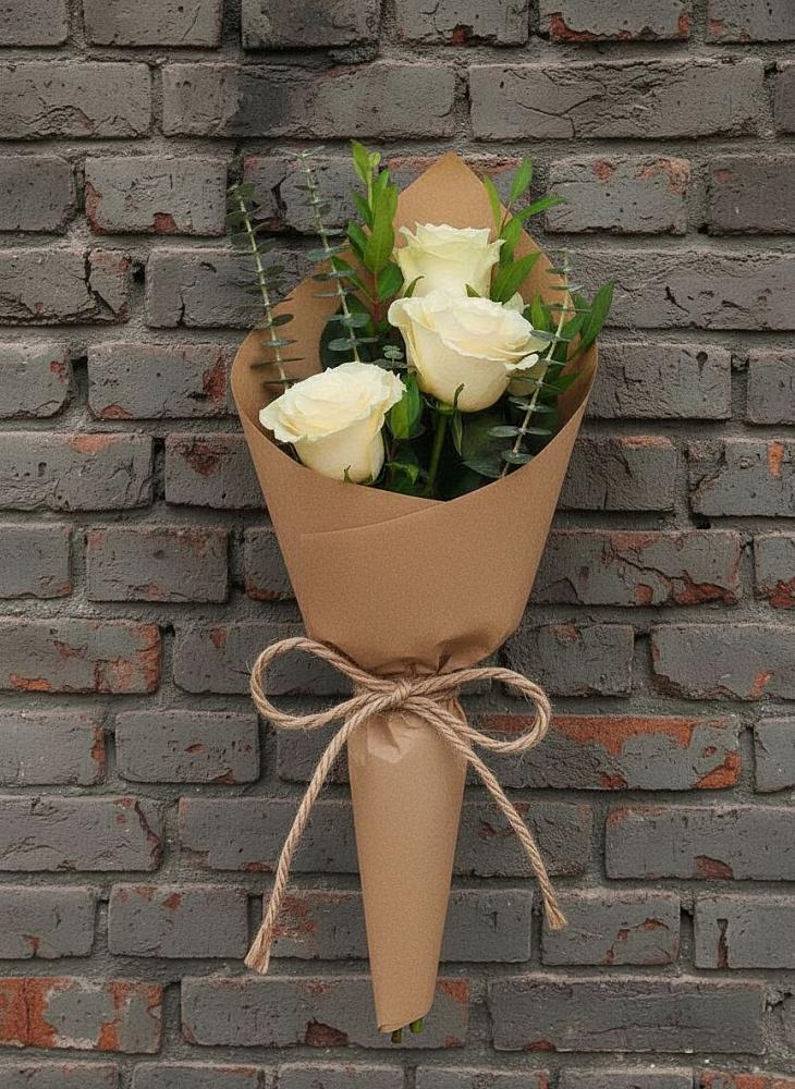 Букет из 3 роз в Микуни Букет цветов из: Розы в Микуни
