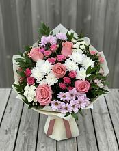 Букет цветов из:  Альстромерии, Гвоздики, Розы и Хризантемы #REPLACE_PRED# Микуни