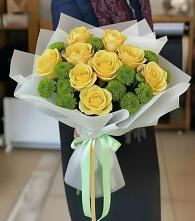 Букет цветов из:  Хризантемы и Розы в Микуни