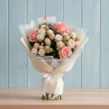 Букет цветов из:  Розы в Микуни